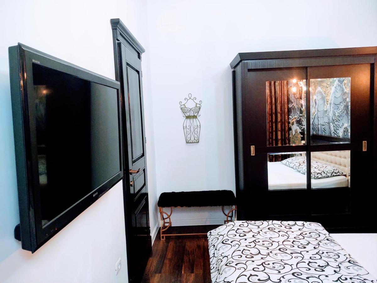 Cezari Aparthotel Brasov Ngoại thất bức ảnh