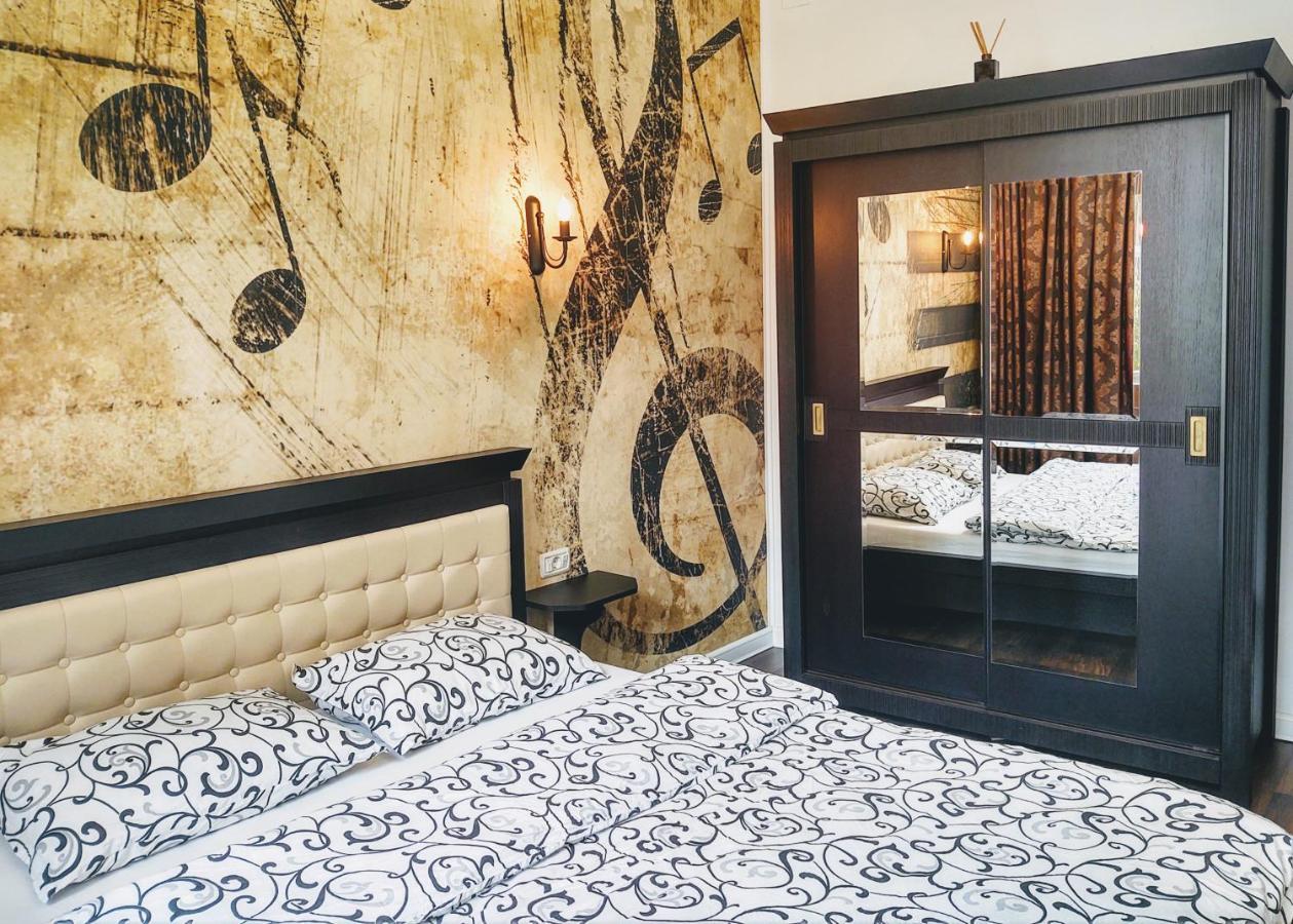 Cezari Aparthotel Brasov Ngoại thất bức ảnh