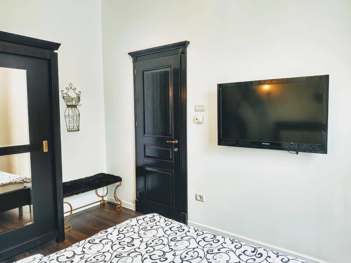 Cezari Aparthotel Brasov Ngoại thất bức ảnh