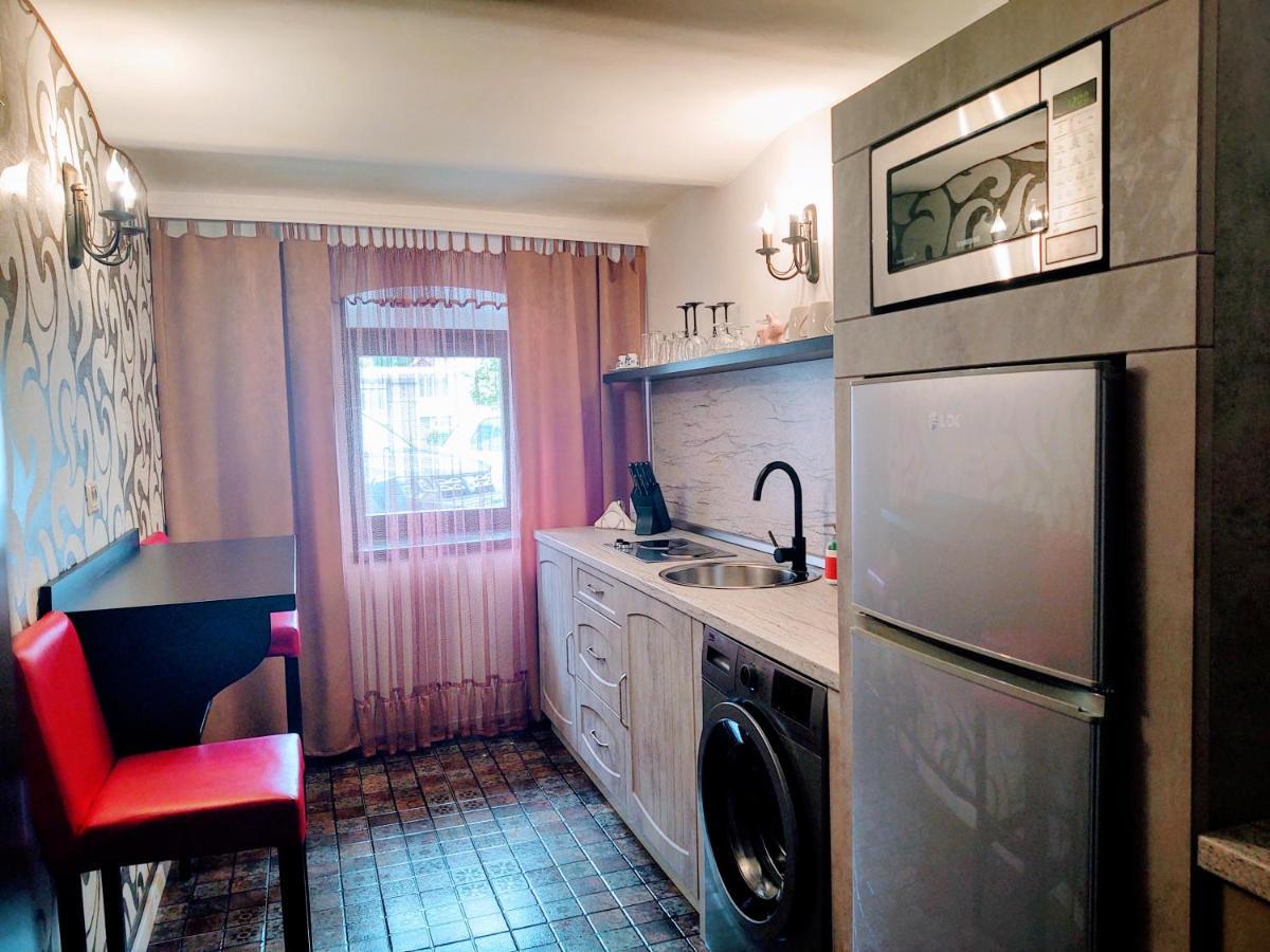 Cezari Aparthotel Brasov Ngoại thất bức ảnh