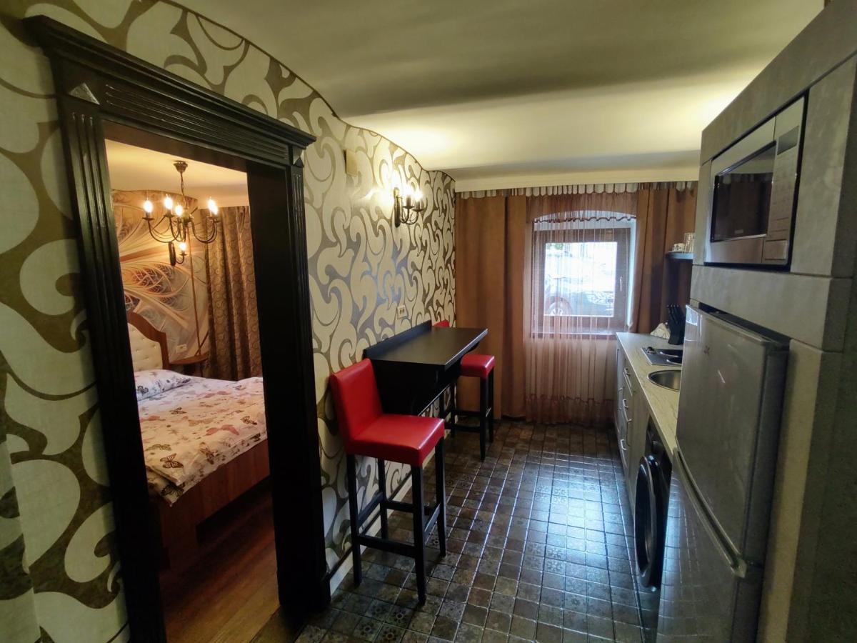 Cezari Aparthotel Brasov Ngoại thất bức ảnh