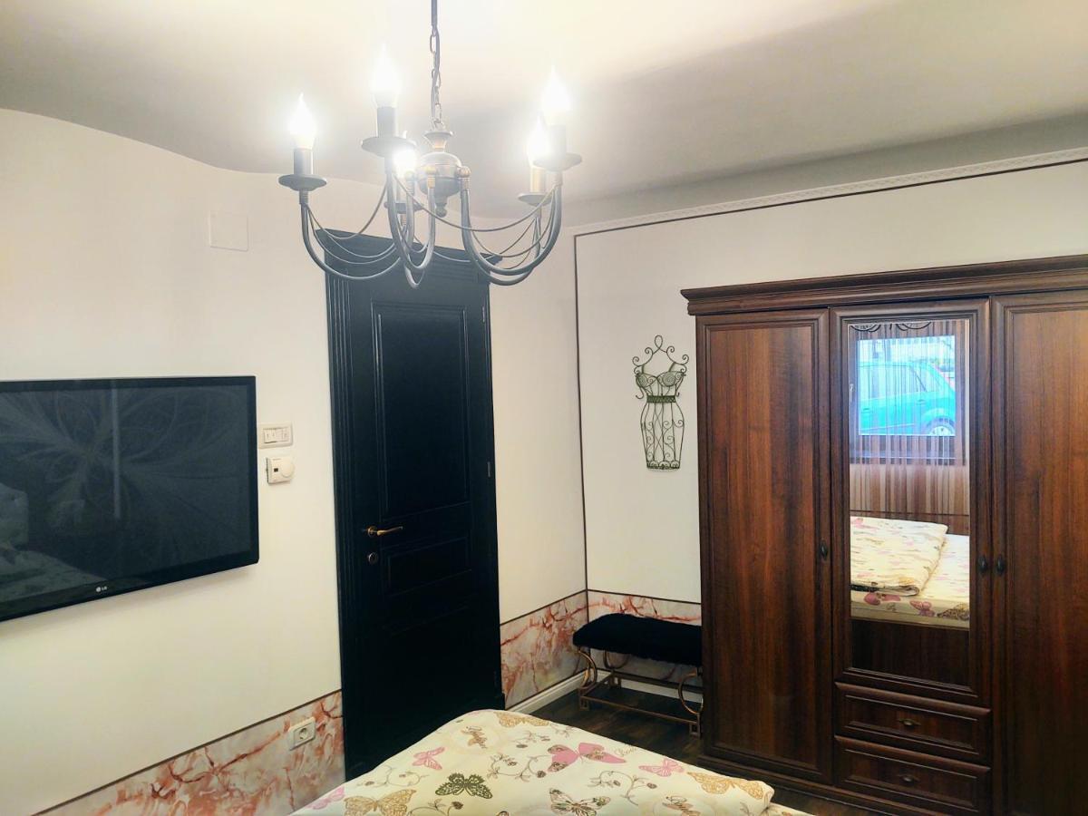 Cezari Aparthotel Brasov Ngoại thất bức ảnh