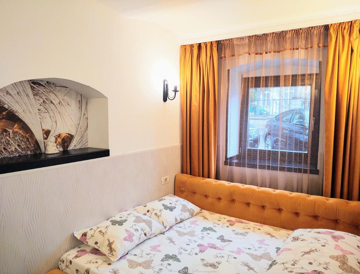 Cezari Aparthotel Brasov Ngoại thất bức ảnh