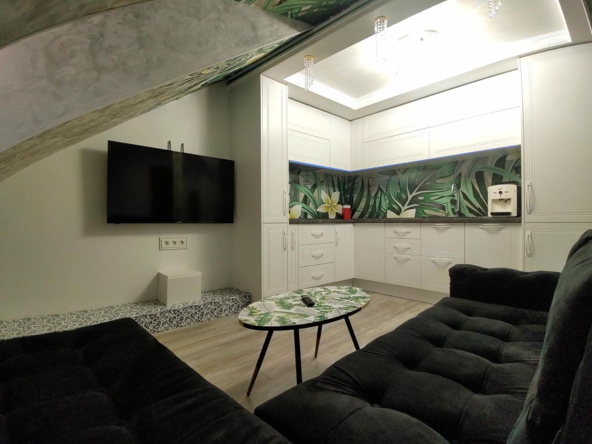 Cezari Aparthotel Brasov Ngoại thất bức ảnh
